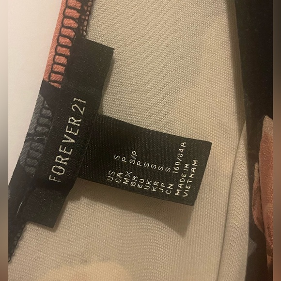 Forever 21 Pink and Black Dress - Picture 3 of 3